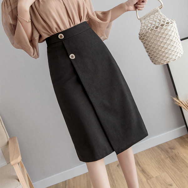 Fusta de dama model dreapta cu nasturi si talie inalta