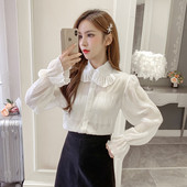 Stilīgs sieviešu krekls ar klasisku apkakli ar garām piedurknēm