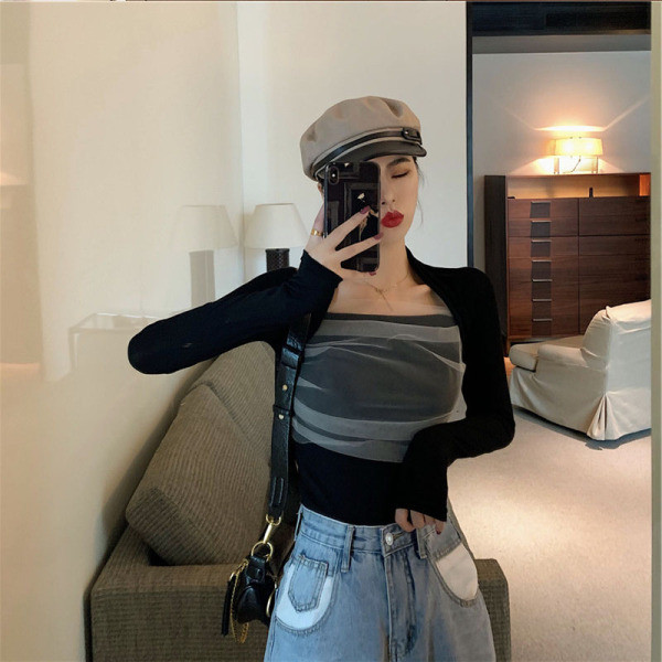 Női topikus blúz modell tüllvel