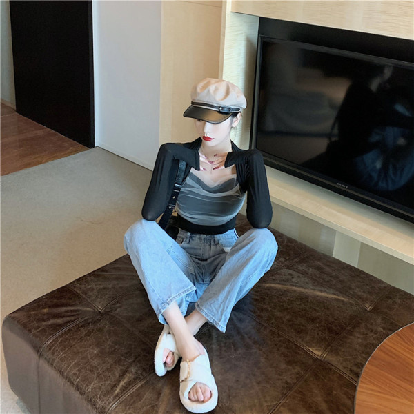 Női topikus blúz modell tüllvel