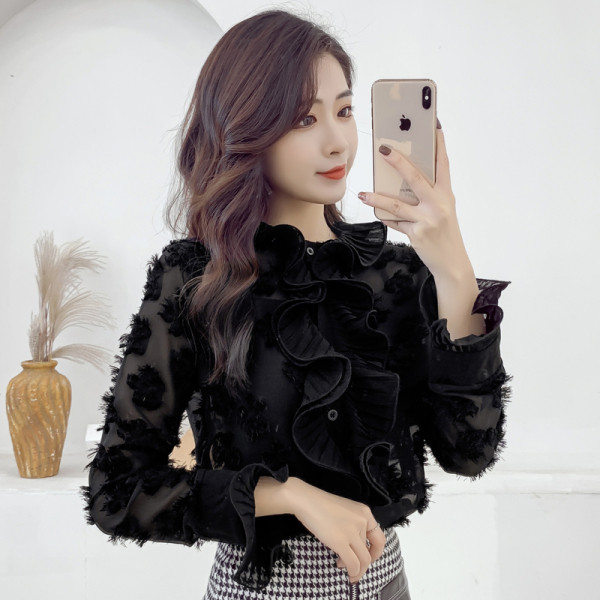 Elegants sieviešu krekls ar garām piedurknēm