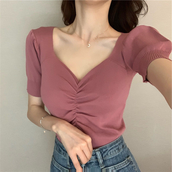 Bluză scurtă de damă modernă cu decolteu spitz și mâneci scurte