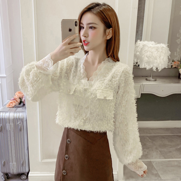 Modern női ing hosszú ujjal és csipkével