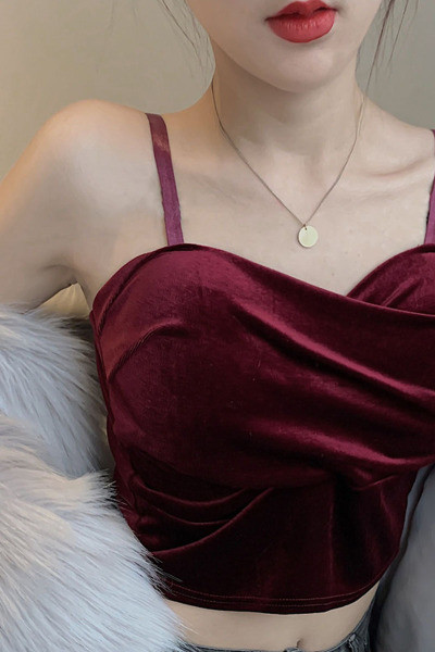 Moteriškas trumpas aksominis apatinis trikotažas