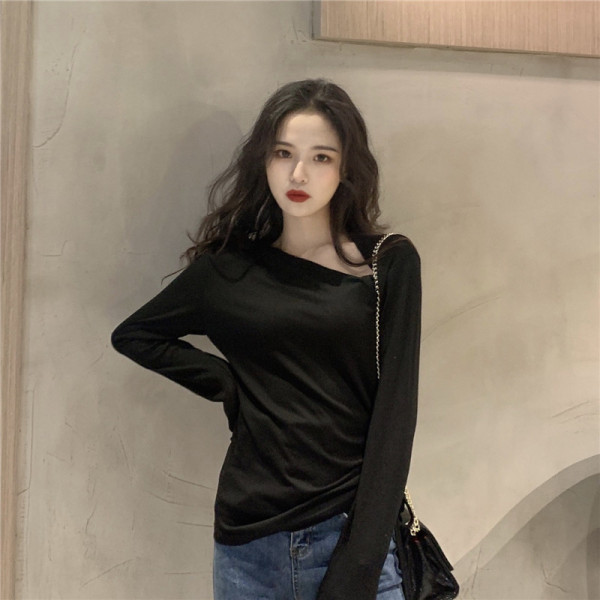 Női alkalmi blúz hosszú ujjal és nyakkendővel