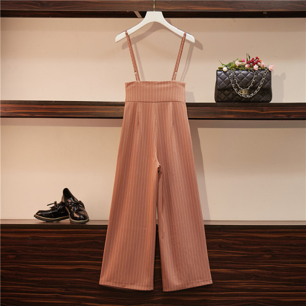 Csíkos női overall széles modell vékony pántokkal