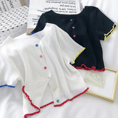 Ikdienas sieviešu blūze ar krāsainām pogām