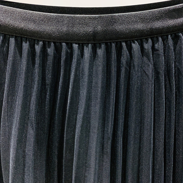 Moderni sieviešu kroku svārki ar samta tillu