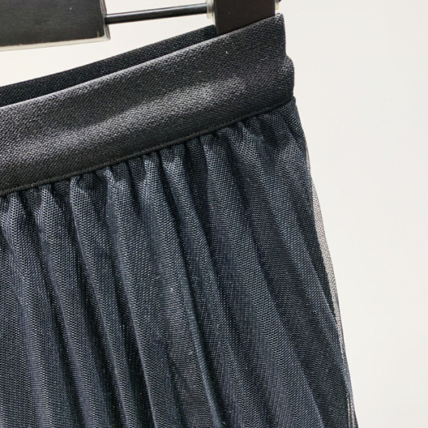 Moderni sieviešu kroku svārki ar samta tillu