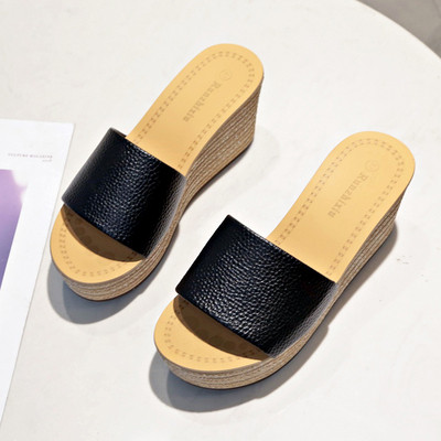 Női modern papucs magas emelvénnyel