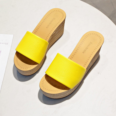 Női modern papucs magas emelvénnyel