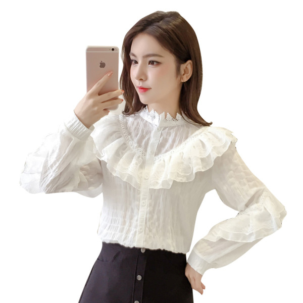 Дамска дантелена риза с висока яка и дълъг ръкав 