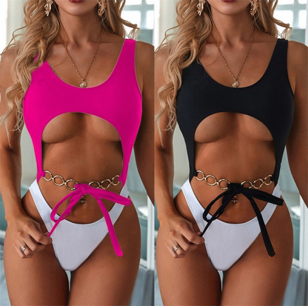 Täielik väljalõigatud osaga ja metallist vööga ujumistrikoo