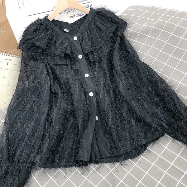 Pavasarīgs sieviešu krekls ar vardi un pogām