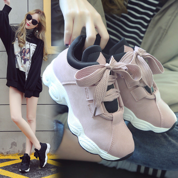 Moteriški spyruokliniai sportbačiai iš eko zomšos su raišteliais