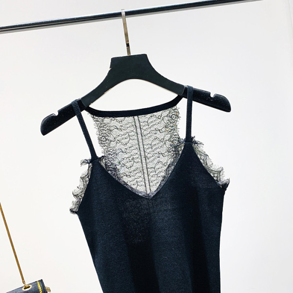 Moderna ženska majica bez rukava s tankim naramenicama, čipkom i špic izrezom