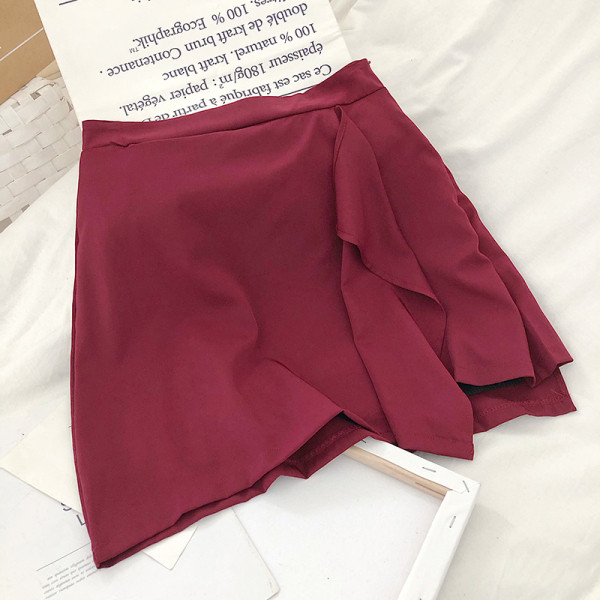 Ikdienas sieviešu kombinezons un svārki ar augstu vidukli