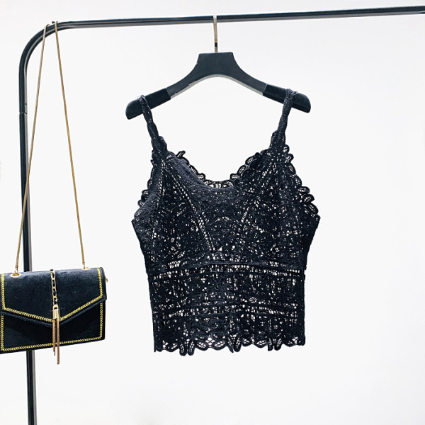 Naujo modelio trumpas nėriniuotas moteriškas apatinis trikotažas su plonais dirželiais