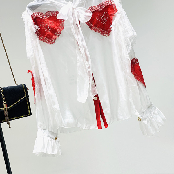 Naujo modelio moteriški marškiniai ant širdelių su kaspinu ir lotoso rankovėmis