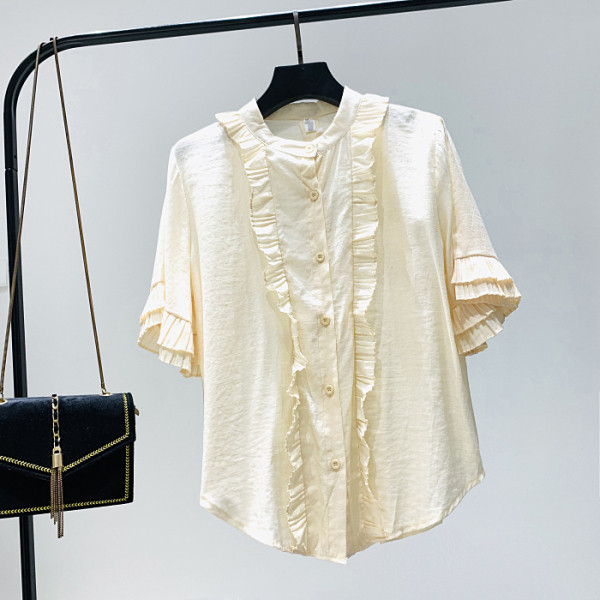 Jauna modeļa sieviešu krekls ar ovālu kakla izgriezumu un platām piedurknēm