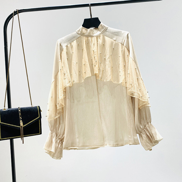 Модерна дамска блуза с ниска яка,лотос ръкави и пайети