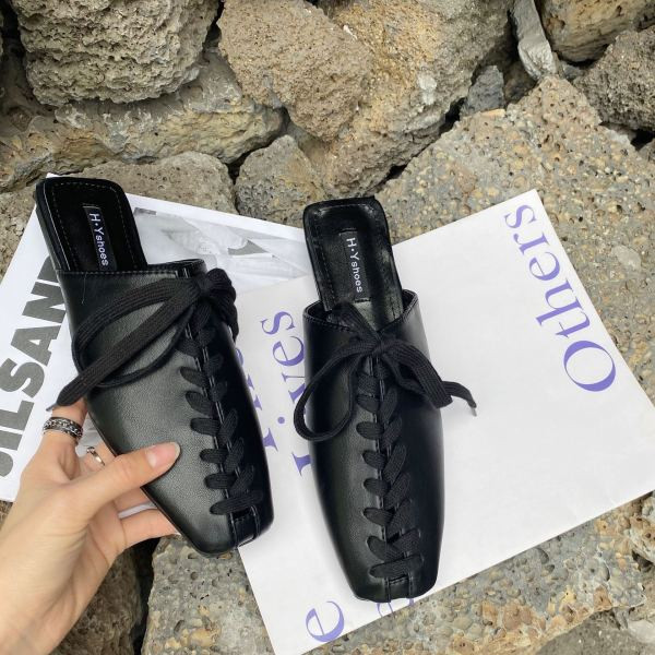 Új fűzős műbőr papucs modell