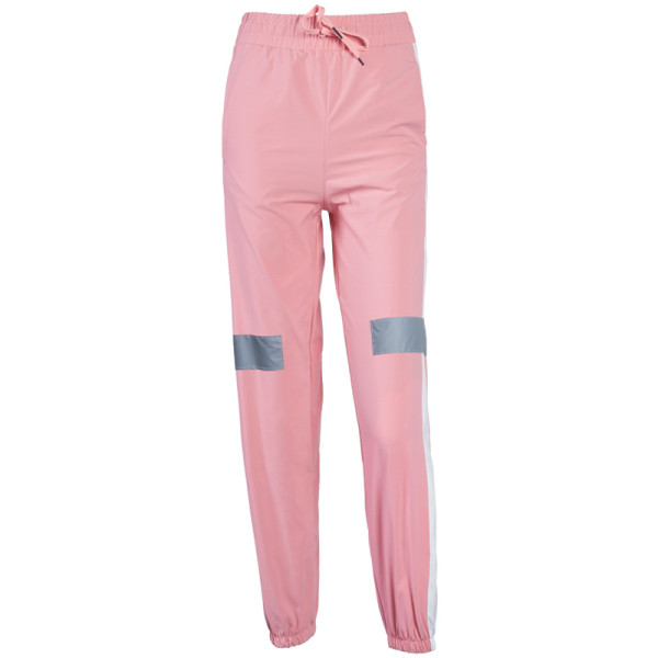 Moteriškų sportinių kelnių platus modelis su elastiniu juosmeniu ir apvadu