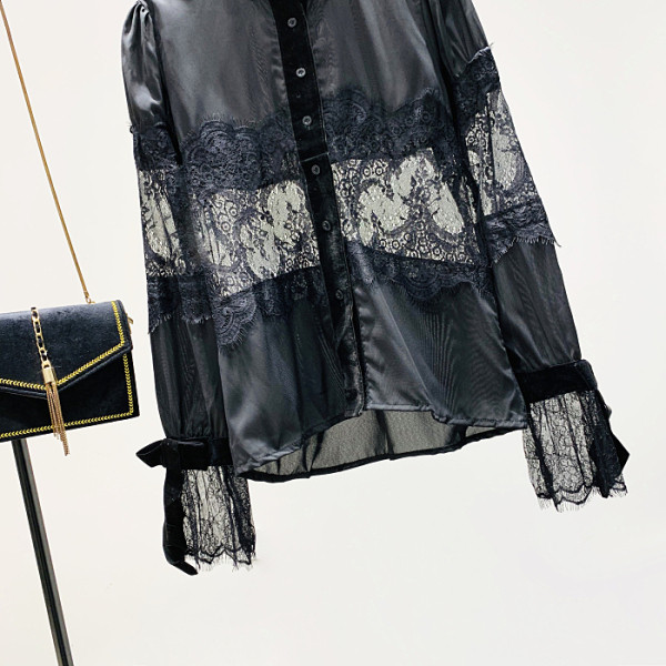 Modern női ing ovális nyakkivágással, hosszú ujjal és csipkével