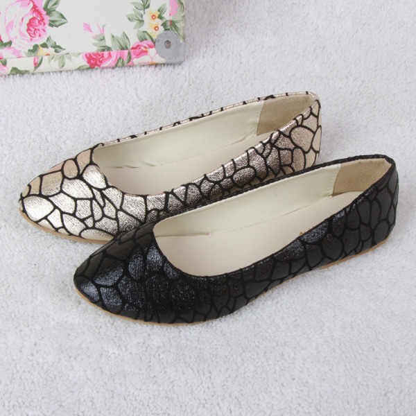 Női alkalmi mokaszinok eko bőrből, sima modell