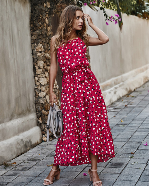 Kivágott modell női ruha pontozott övvel