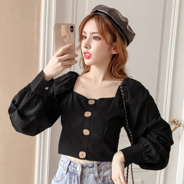 Cămașă scurtă casual de damă, cu nasturi și decolteu pătrat