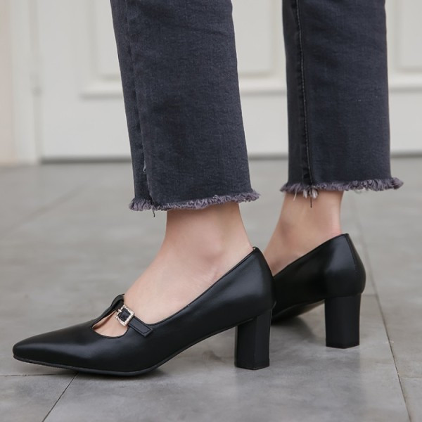 Pantofi de dama cu catarama si toc mic gros