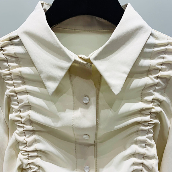 Új modell női ing klasszikus gallérral, szegélyezett részekkel