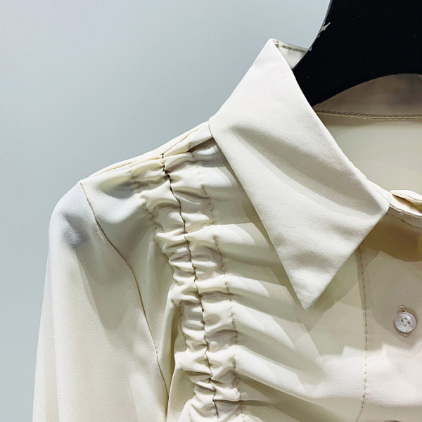 Új modell női ing klasszikus gallérral, szegélyezett részekkel