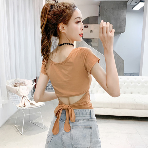 Модерна дамска тениска с връзки и къс ръкав