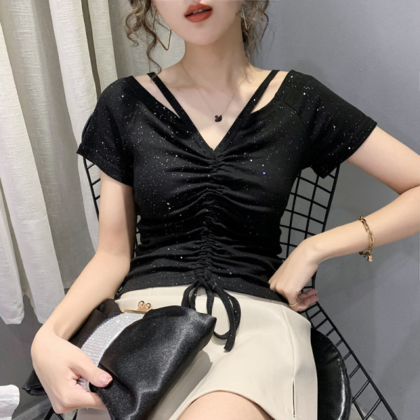 Moderni moteriška palaidinė trumpomis rankovėmis ir blizgiomis dalelėmis