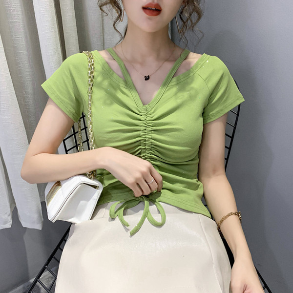 Moderni moteriška palaidinė trumpomis rankovėmis ir blizgiomis dalelėmis