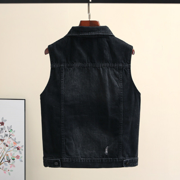 Jauna modeļa sieviešu veste ar klasisku apkakli un kabatām