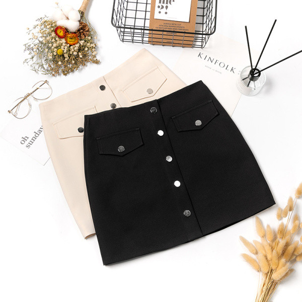 Jauna modeļa sieviešu svārki ar augstu vidukli un pogām