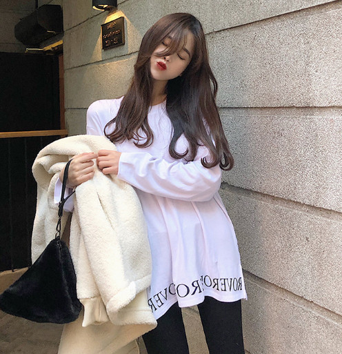 Jauna modeļa sieviešu moderna blūze ar garām piedurknēm un uzrakstu