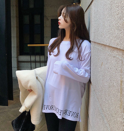 Jauna modeļa sieviešu moderna blūze ar garām piedurknēm un uzrakstu