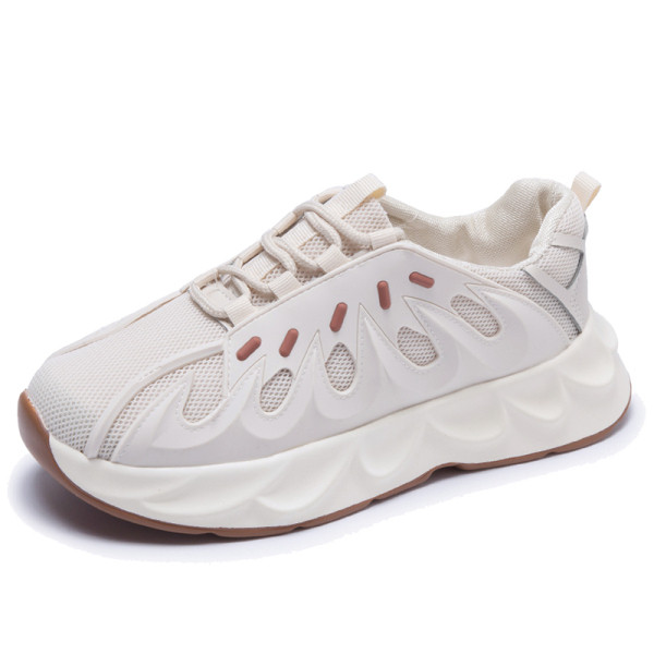 Laisvalaikiai moteriški sportbačiai aukštu grubiu padu