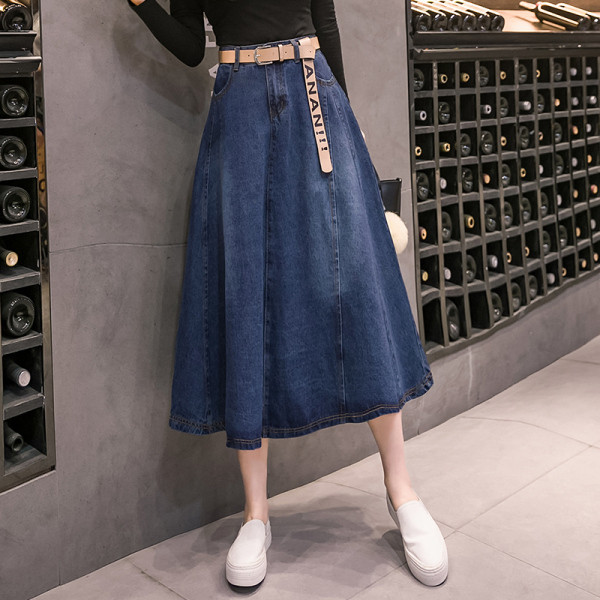 Дънкова дамска пола с висока талия и колан с надпис 