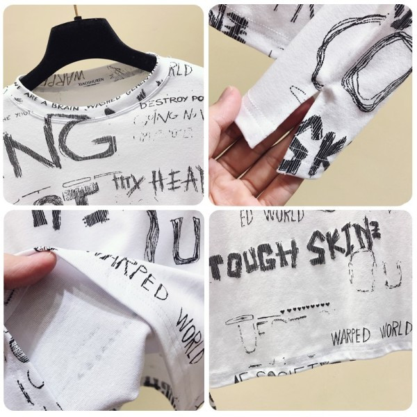 Laisva moteriška palaidinė su užrašais ir apvalia iškirpte