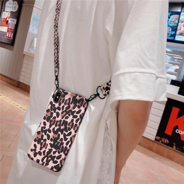 Dėklas iPhone XS su leopardo raštu + rankena