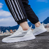 Ikdienas vīriešu kedas ar mežģīnēm un plakanu zoli