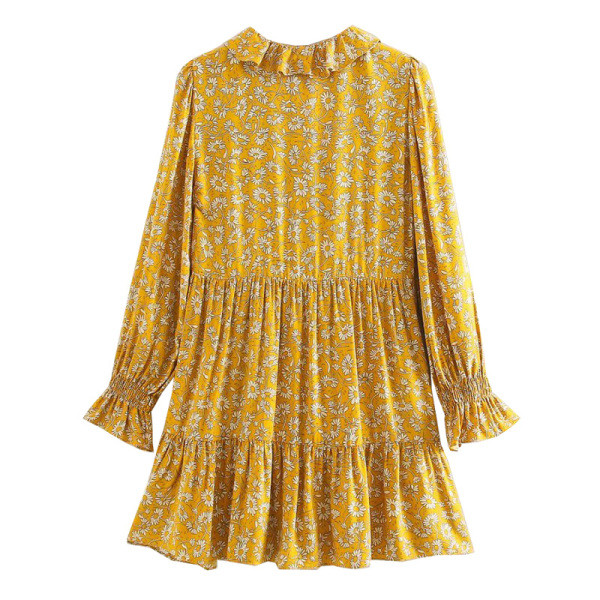 Naujo modelio pavasarinė gėlėta suknelė su garbanomis ir sagomis