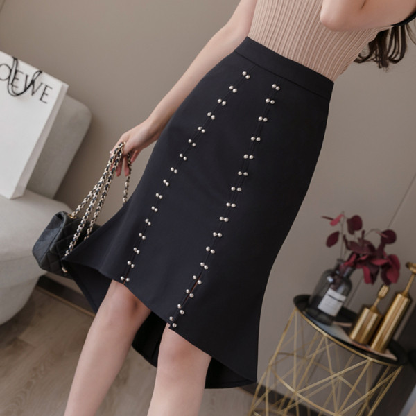 Fusta de dama asimetrica cu talie inalta si nasturi