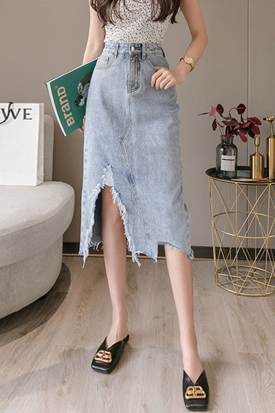 Sieviešu džinsa svārki ar augstu vidukli un saplēstiem motīviem