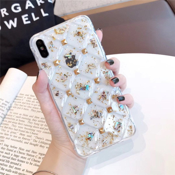 Husa transparenta din silicon pentru iPhone XS cu elemente metalice